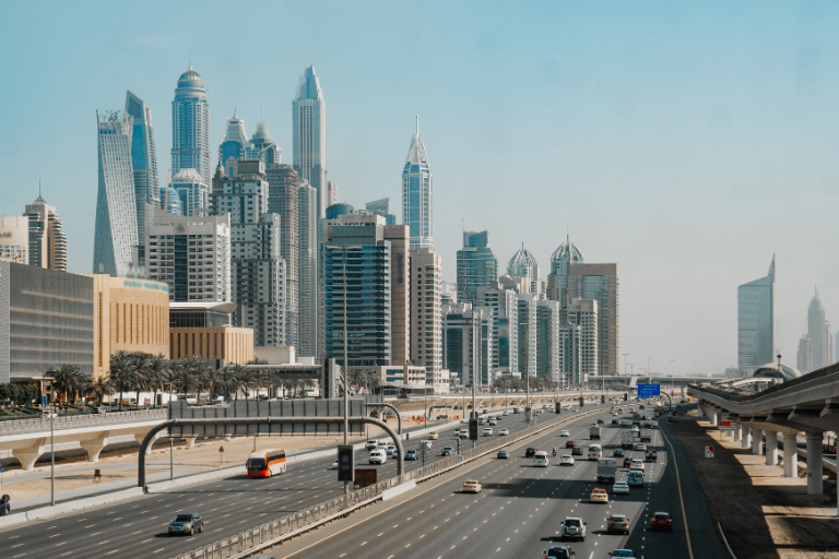 Abu Dhabi Free & Easy