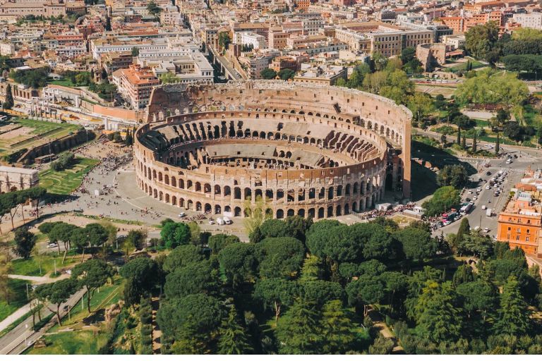 The Essentials of Italy