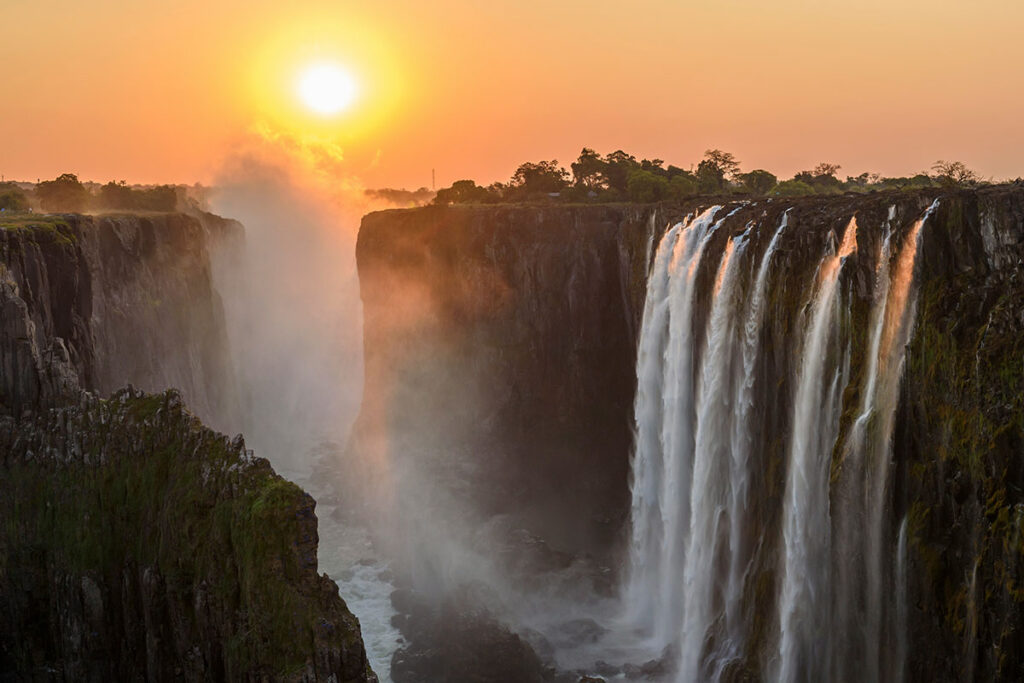 Zambezi Queen – Navigate the Mighty Chobe River
