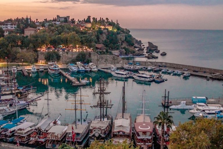 Istanbul & Antalya