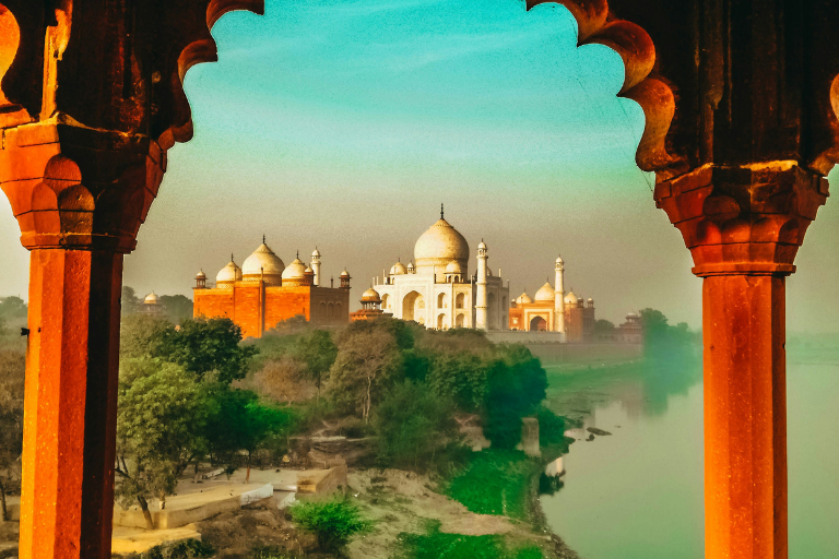 Delhi-Ayodhya-Varanasi
